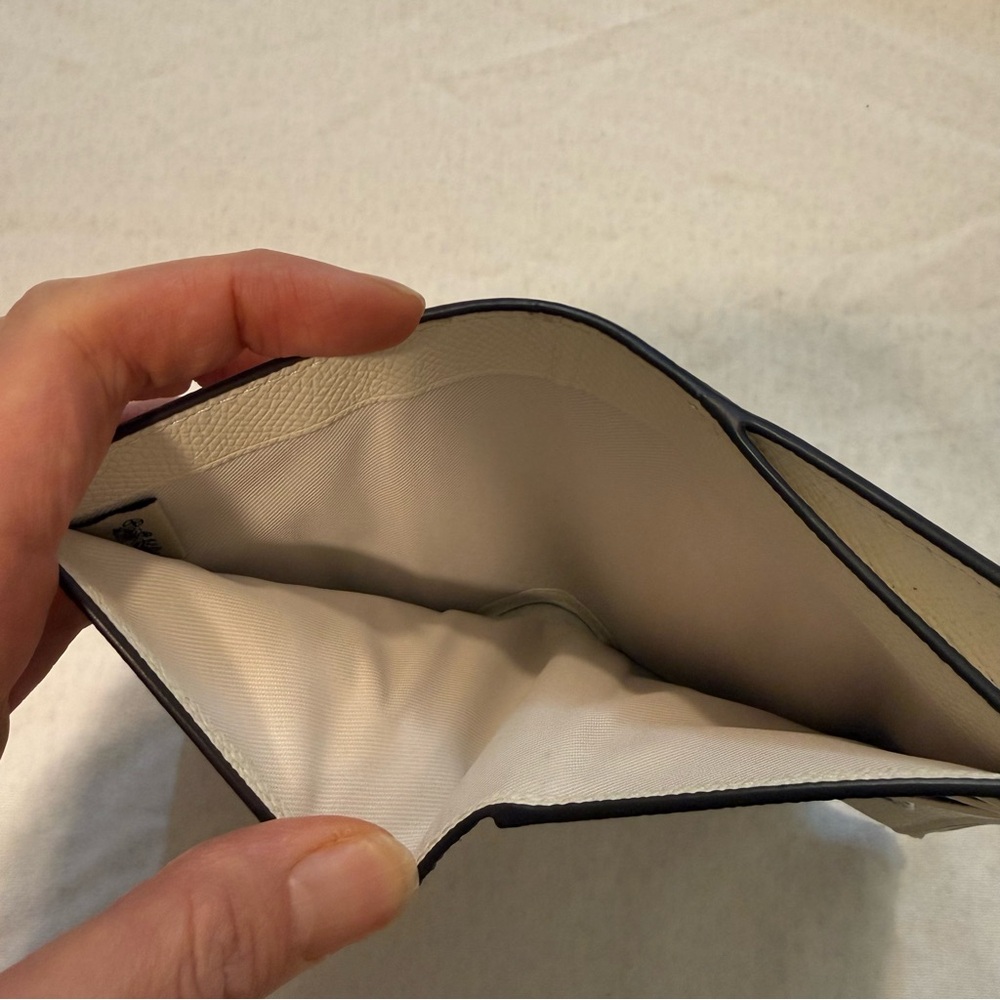 Coach Bifold Wallet in Silver/Chalk - Picture 9 of 9